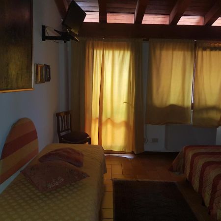 Al Borgo Antico Affittacamere Bedizzole Exteriér fotografie